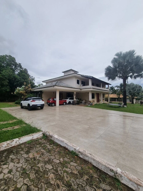 LINDO SOBRADO DE ALTO PADRÃO – SMPW QD 01 | 5 SUÍTES | 506 m²Uma residência impo...