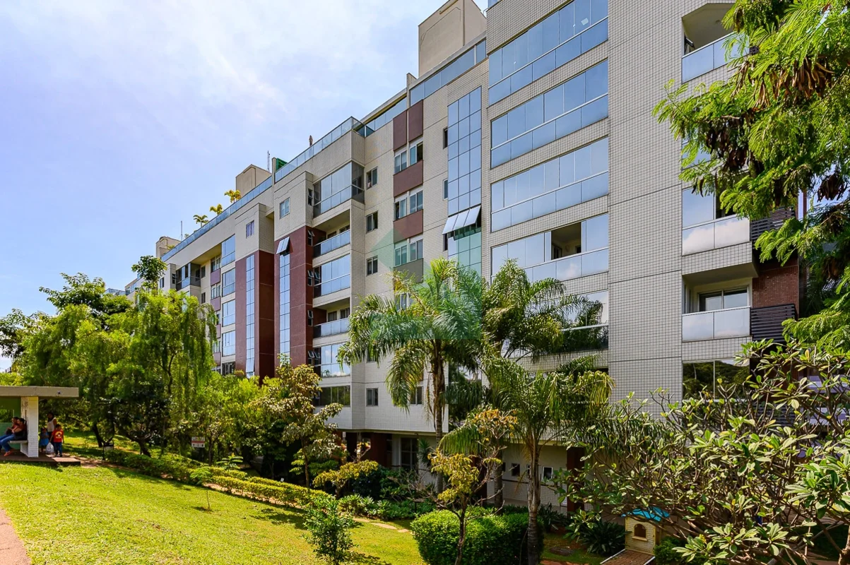 TERRACAPITAL Vende SQN 213, Bloco H, é a sua oportunidade.O EQUILÍBRIO PERFEITO ...