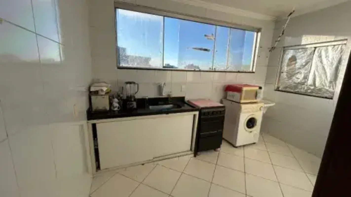 JDM IMOBILIÁRIA VENDE :Excelente kitnet , localizado na QE 40 - Guará 02.ESCRITU...