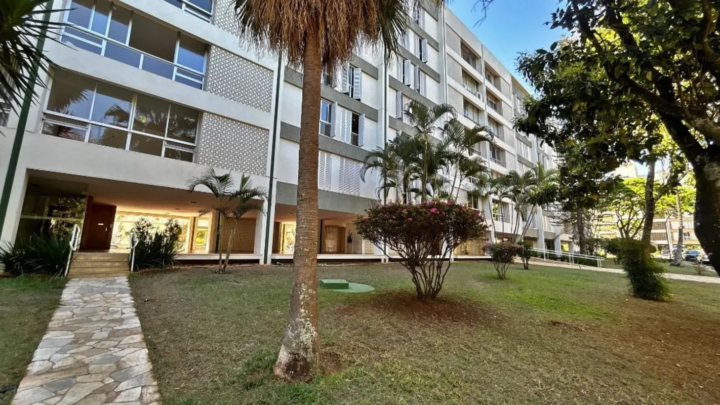 Apartamento para venda na SQS 309 Bloco E Asa SulLocalizado em uma das quadras m...