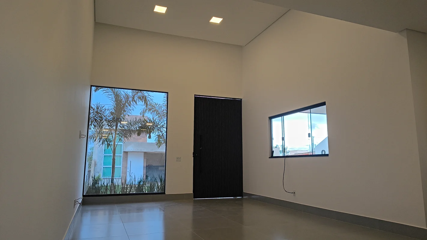 Novíssima Casa com 03 suites,Piscina , Churrasqueira ,muito bom gosto em lote va...