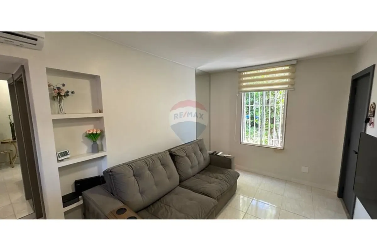 Bloco reformado 2º andar VazadoExcelente apartamento totalmente reformado, local...