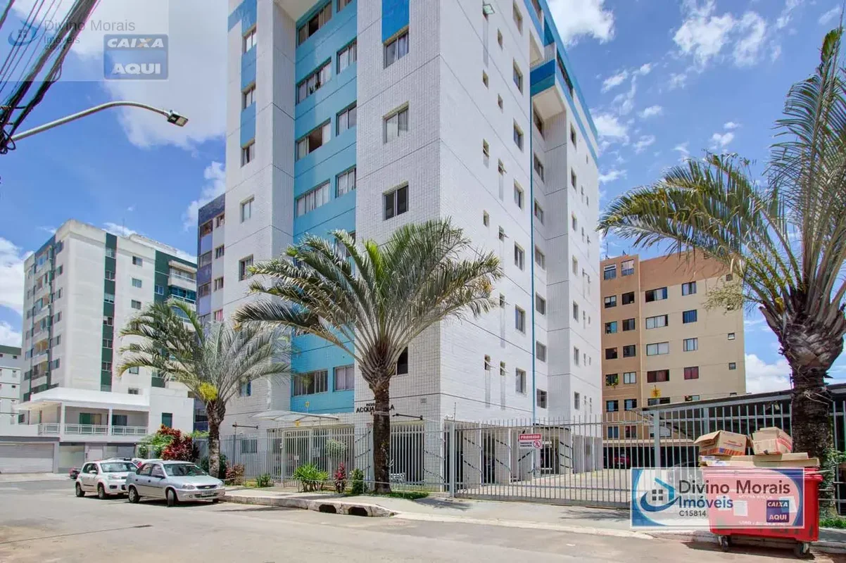 Conheça esta aconchegante cobertura duplex à venda na Avenida Parque Águas Clara...