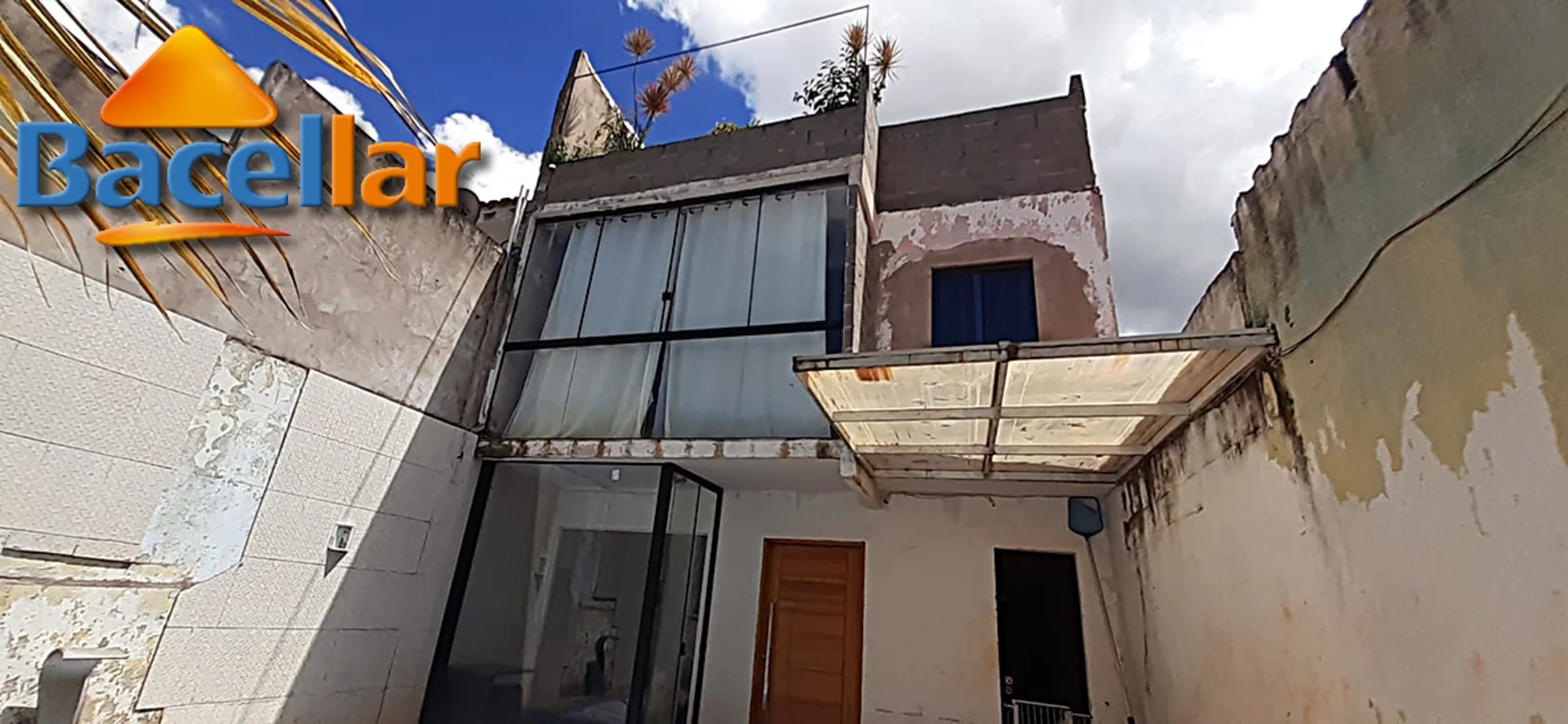 Casa em excelente localização, região em franca expansão com índice de valorizaç...