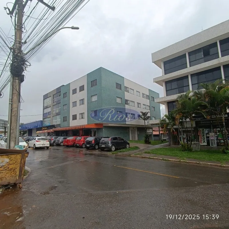  IMOBILIÁRIA RIOS ALUGA APTO DE 3 QUARTOS NA CLN 7 BLOCO G APTO 205, RIACHO FUND...