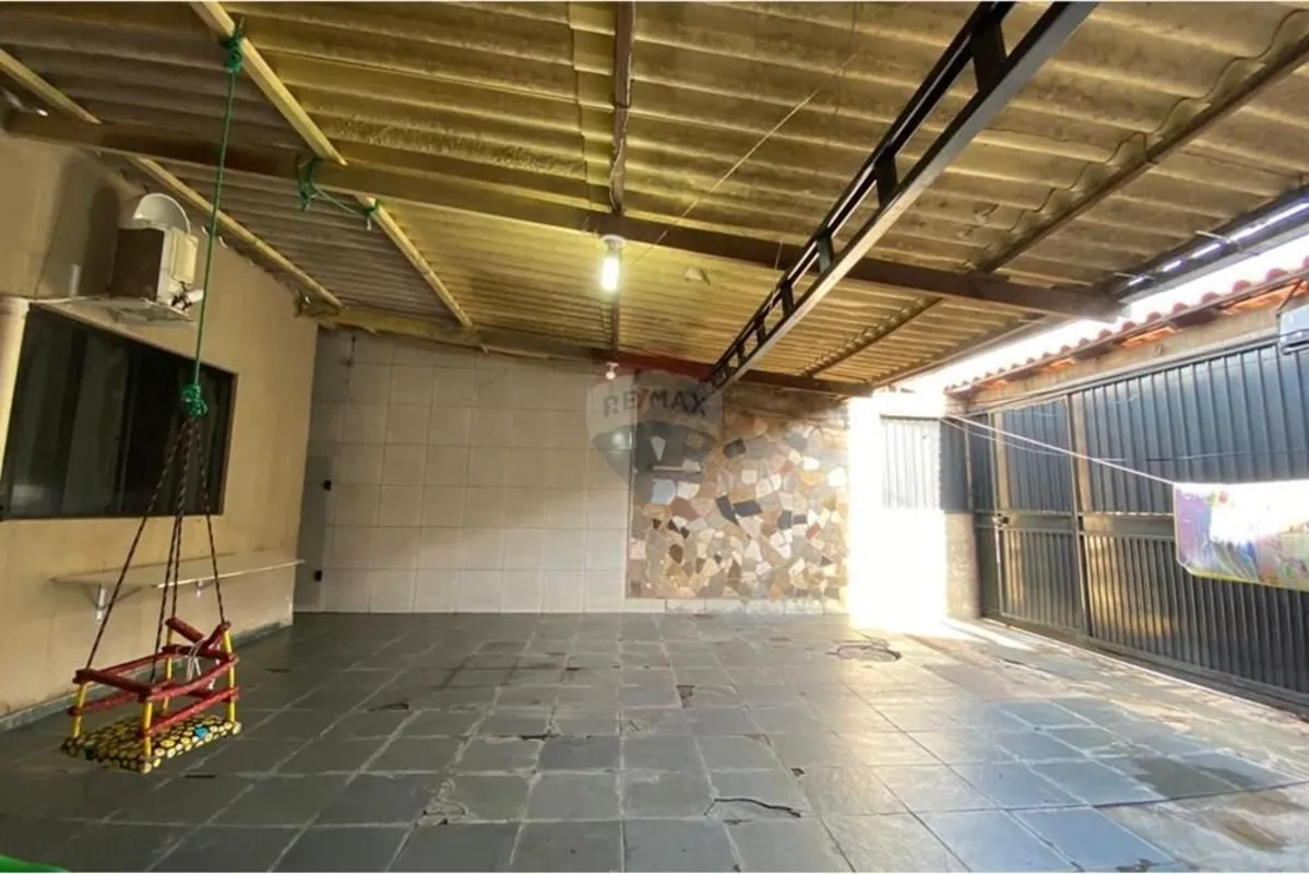 Casa á venda em Samambaia Sul com 2 quartos na QR 512.Casa localizada na QR 512 ...