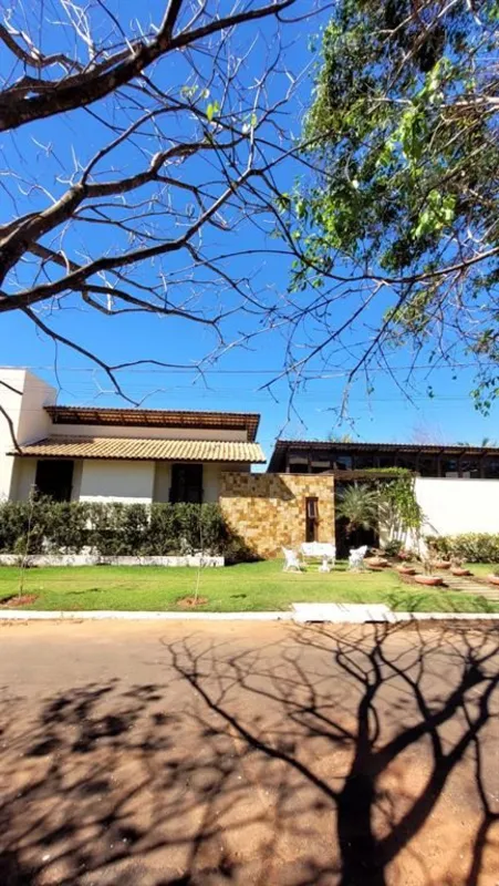 COD U-0026715 - Casa de alto padrão no prestigiado Condomínio Parque da Estalage...