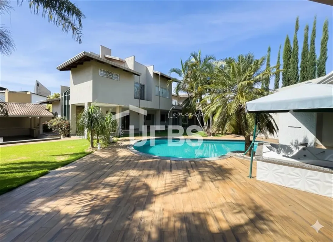 COD U-0028598 - Casa de alto padrão a venda no Setor Sul com 1.000 m² de terreno...