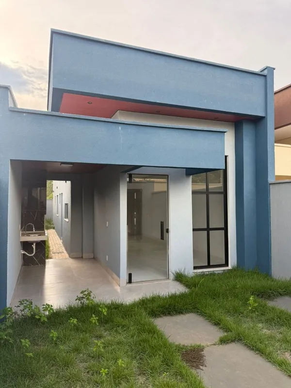 Excelente Casa à Venda Projeto Moderno, Bem Ventilado e FuncionalEste imóvel foi...