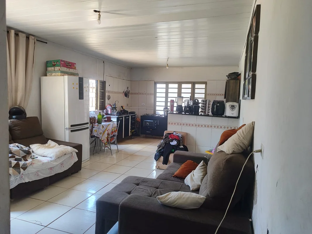 ???? CASA COM BARRACÃO?? MAYSA EXTENSÃO-GOIÂNIA?? RUA JOAQUIM PORTUGAL?? ÁREA DO...