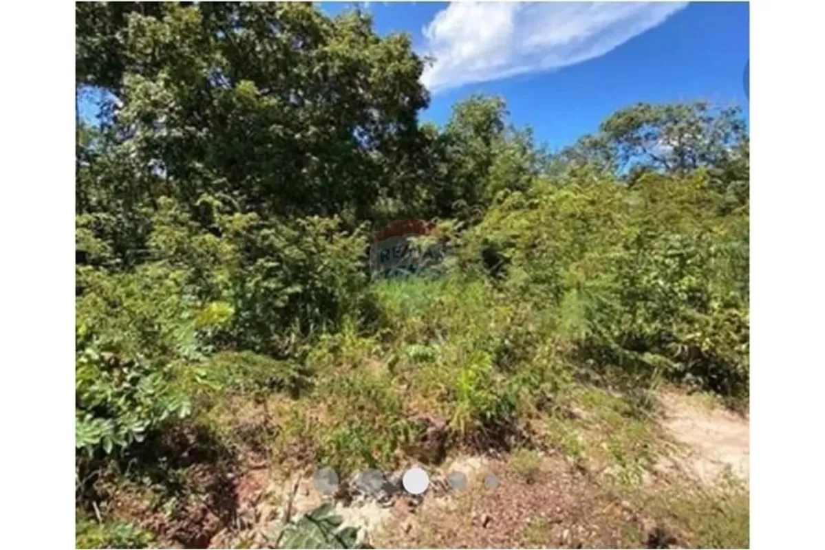 Descubra este incrível terreno residencial à venda em Rio Quente, Goiás, situado...