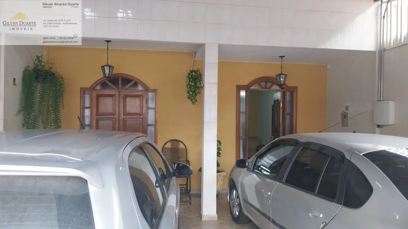Gilvan Duarte Apresenta excelente casa à venda, composta por 04 quartos, sala de...