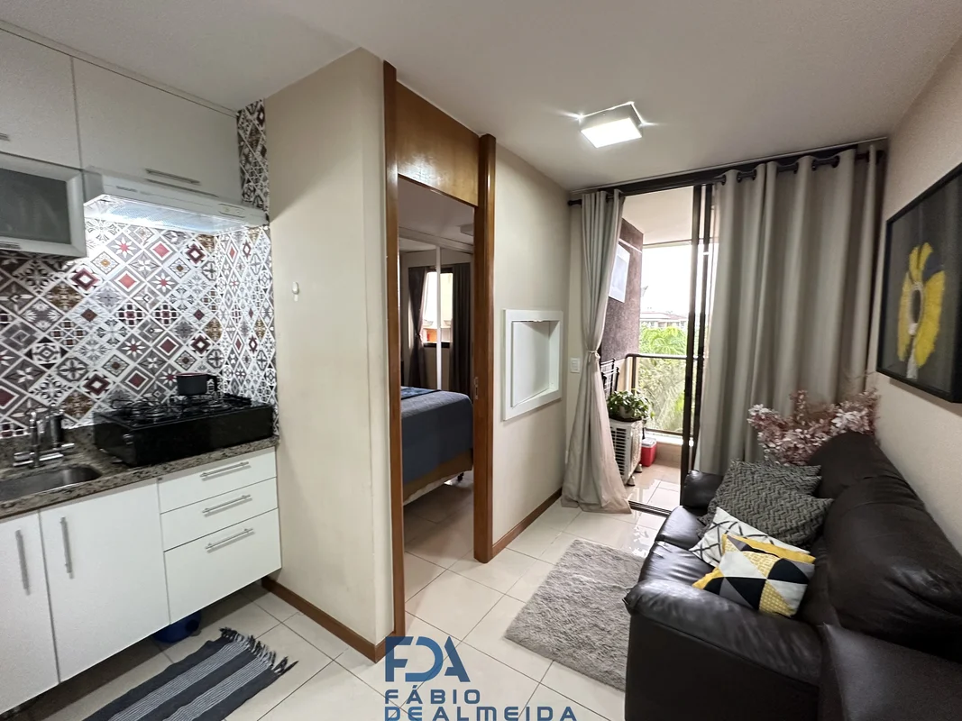 Excelente apartamento de 1 quarto com suíte, sala com varanda. Marcenaria de alt...