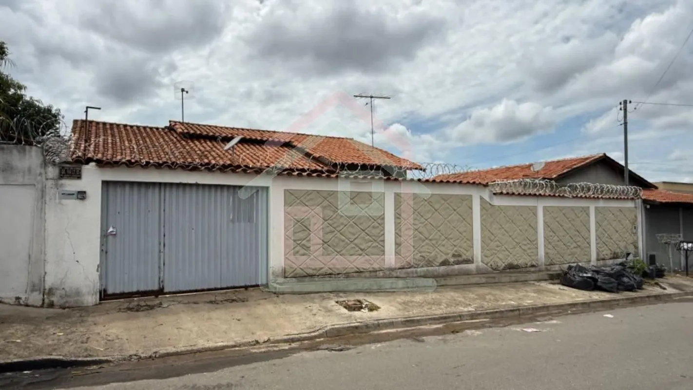 Casa à Venda no Jardim Buriti Sereno em Aparecida de GoiâniaExcelente oportunida...