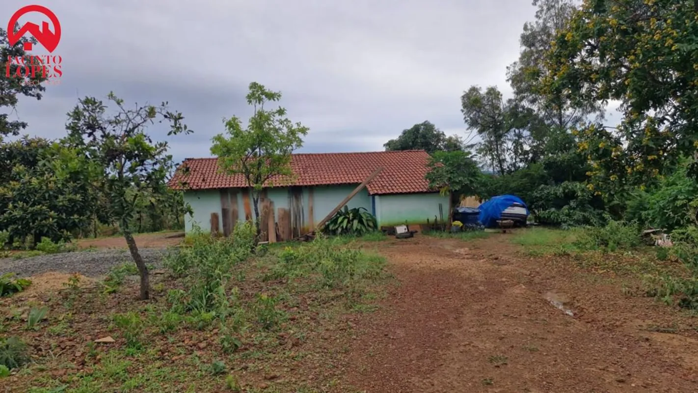 CHÁCARA À VENDA JARDIM BOTÂNICO DF-140 TORORÓÁrea total: 20.000 m² Linda vista. ...