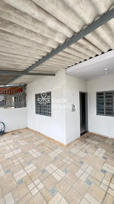 TH34273 - Qi 11 Guará, Casa Frente e Fundos 03 quartos, 90m². Agende sua visita!...