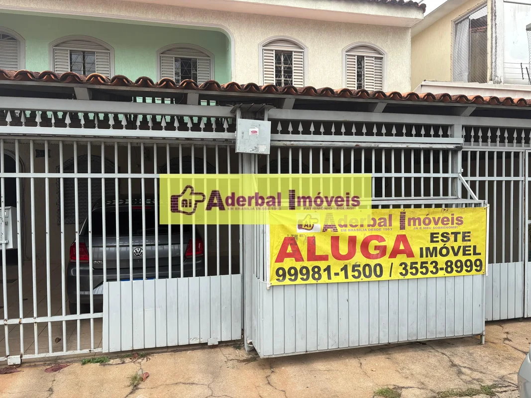 Casa para Aluguel – Guará II (QE 32) ( CASA TERRÉA)Casa ampla e bem distribuída,...
