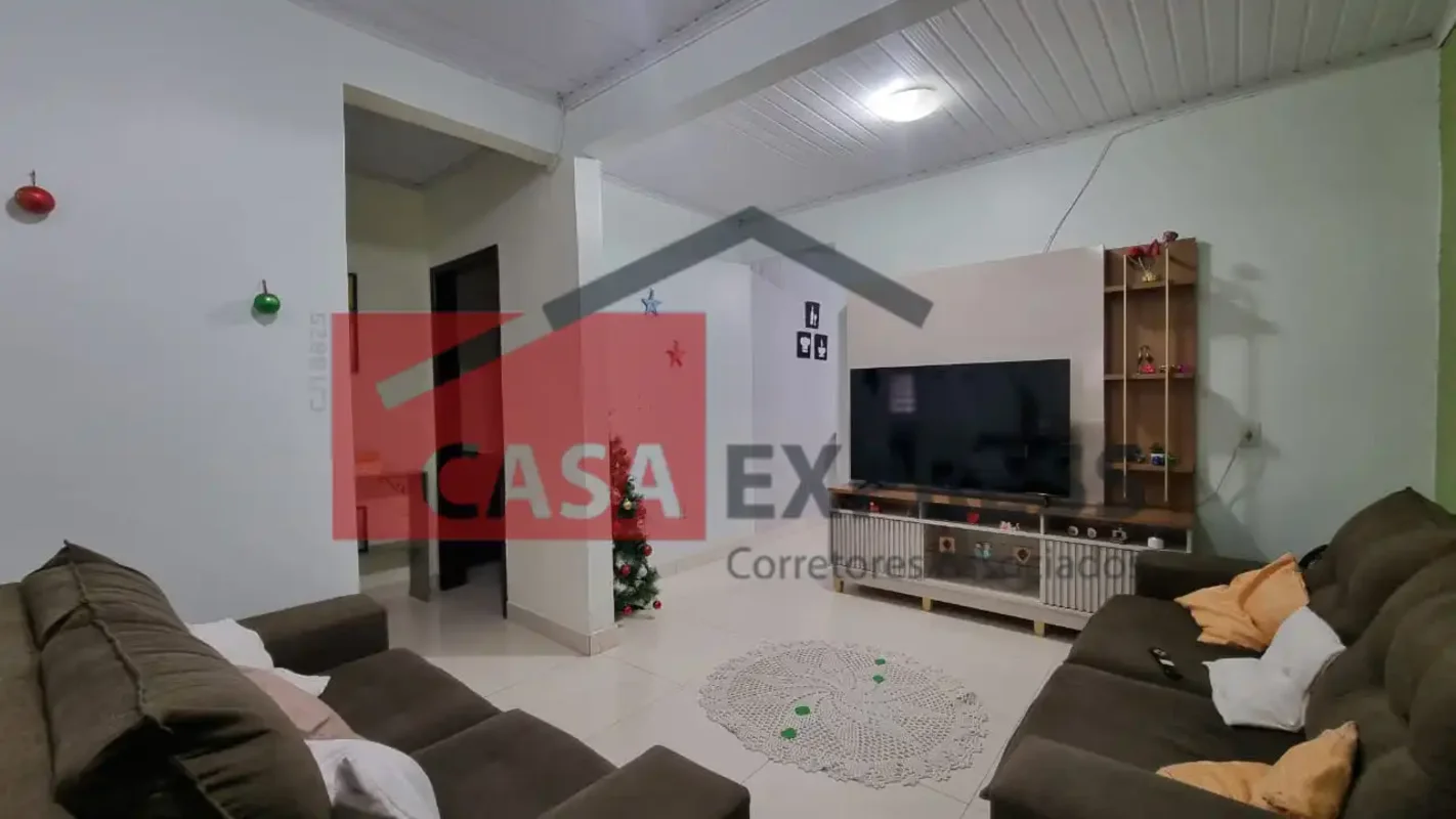 Excelente oportunidade!Melhor localização do Jardim Roriz!Casa Térrea - 3 quarto...