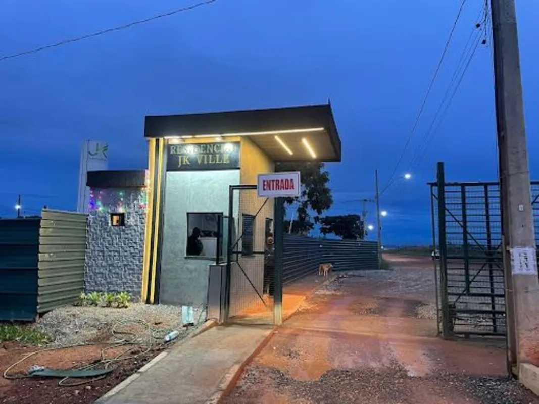 LOTE EM CONDOMÍNIO FECHADO 26 DE SETEMBRO 400M² FRENTE PISTA VISTA PRIVILEGIADAE...