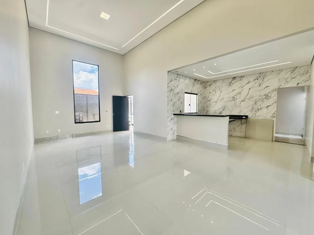 CASA MODERNA ESCRITURADA QNL 8 LOTE 200M² 3 SUÍTES PISCINA AQUECIDA AUTOMAÇÃO AC...