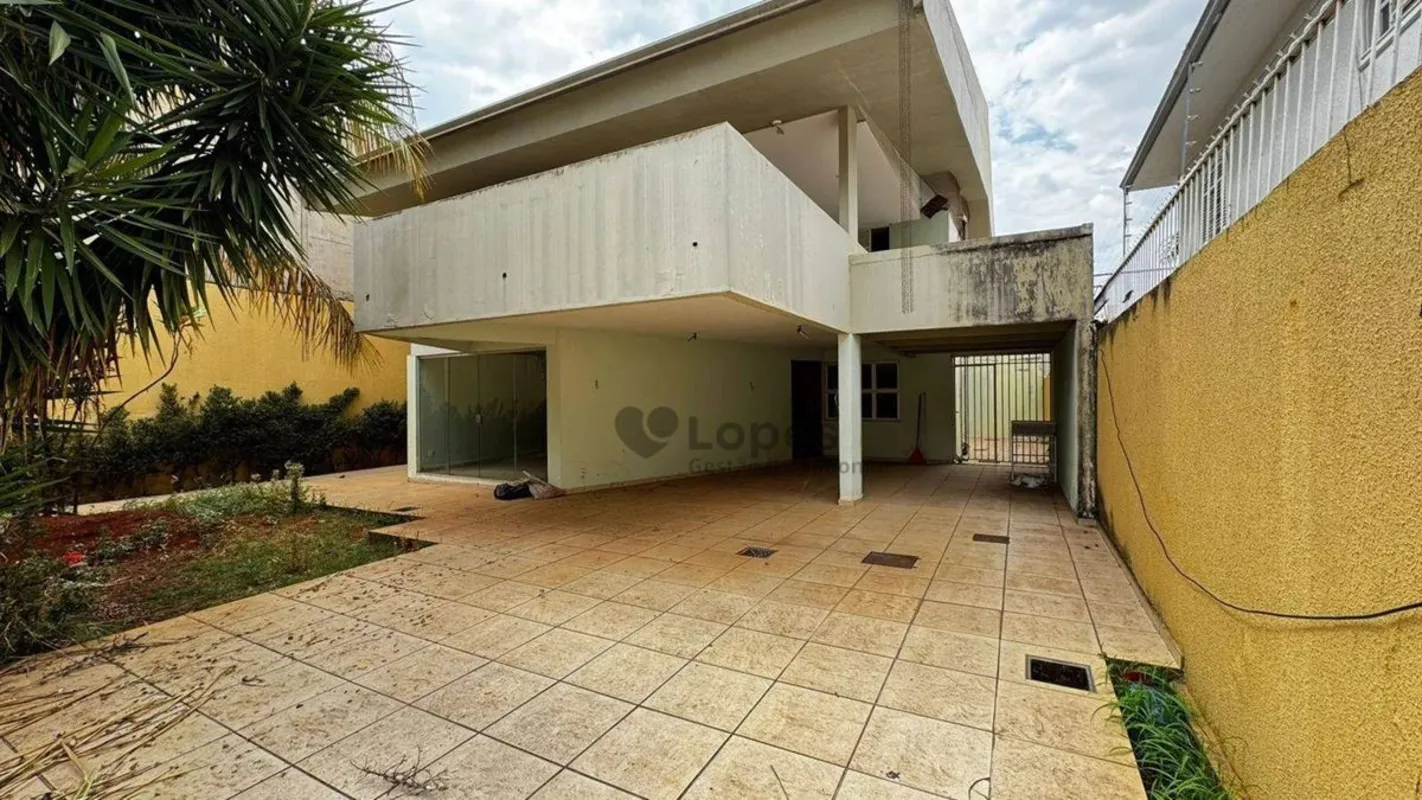 Excelente casa para uso comercial, localizada na melhor região do Setor Marista,...