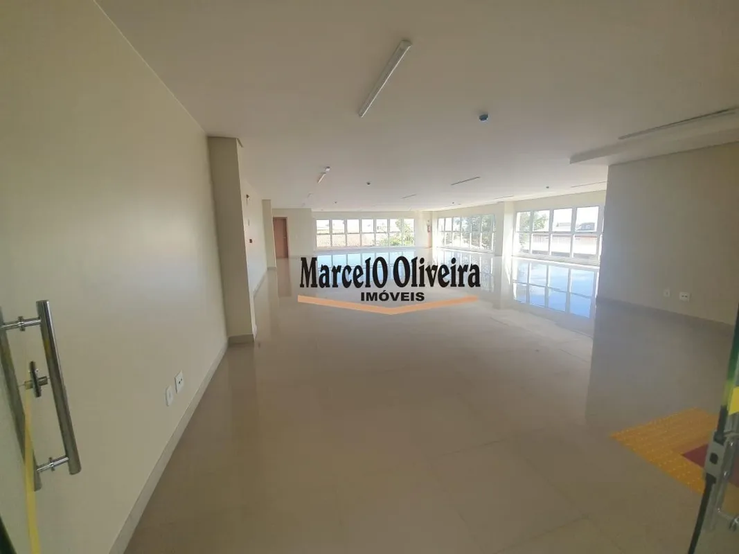 Sala comercial para locação no Taquari! Leve sua empresa para o maior polo comer...
