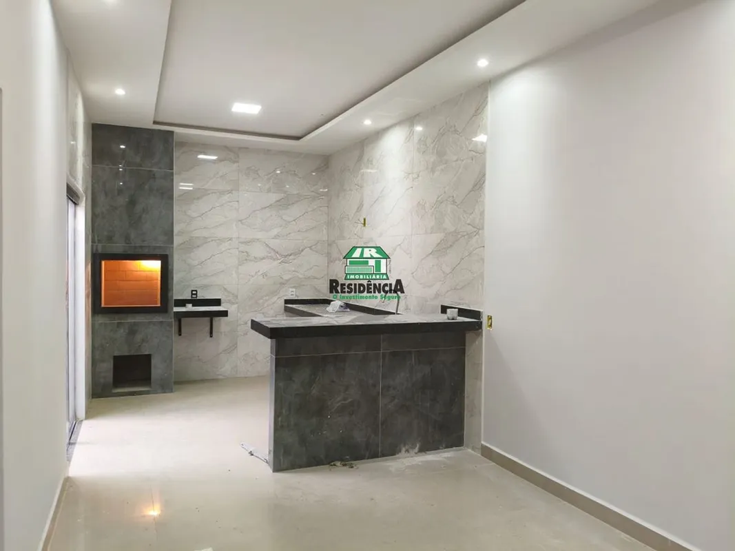 Casa Setor Bougainville- Área total 180m²- Área construída 134m²- 3 quartos send...
