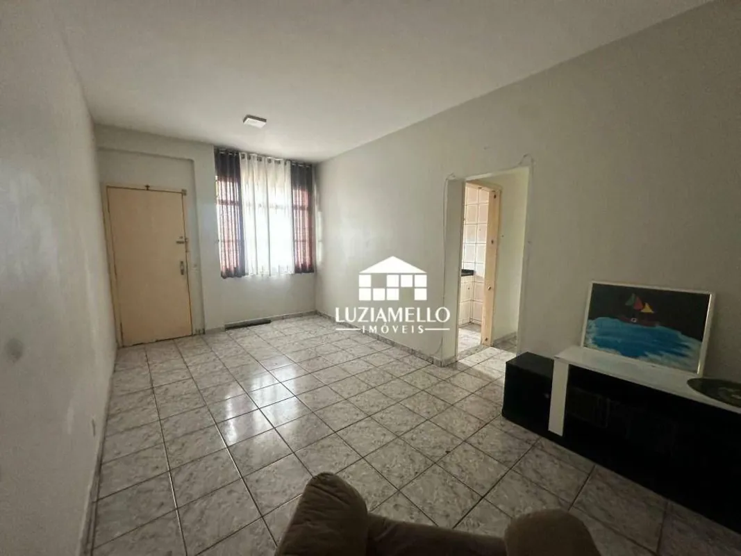 APARTAMENTO ORIGINAL, NO PRIMEIRO ANDAR EM ÓTIMA LOCALIZAÇÃO!!!Características d...