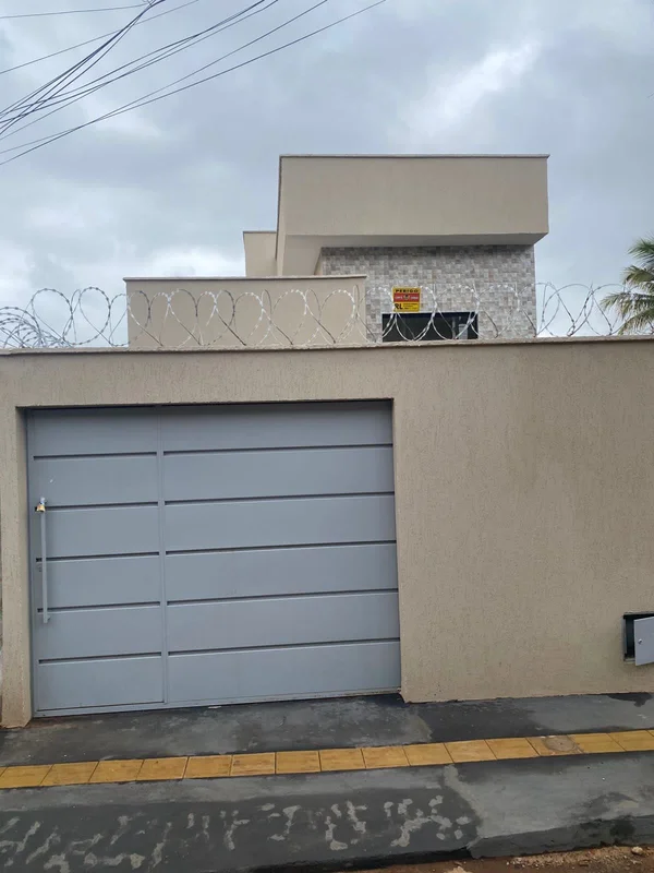 ???? CASA NOVA?? SETOR SANTA LUZIA?? Aparecida Goiânia?? Lote 180 M2?? Área cons...