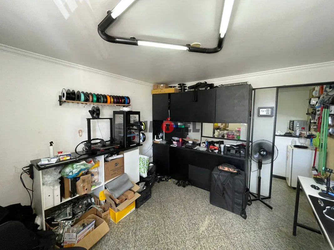 Sala de 50m² a 450 metros da Estação Praça do Relógio, à venda por R$: 90.000O E...