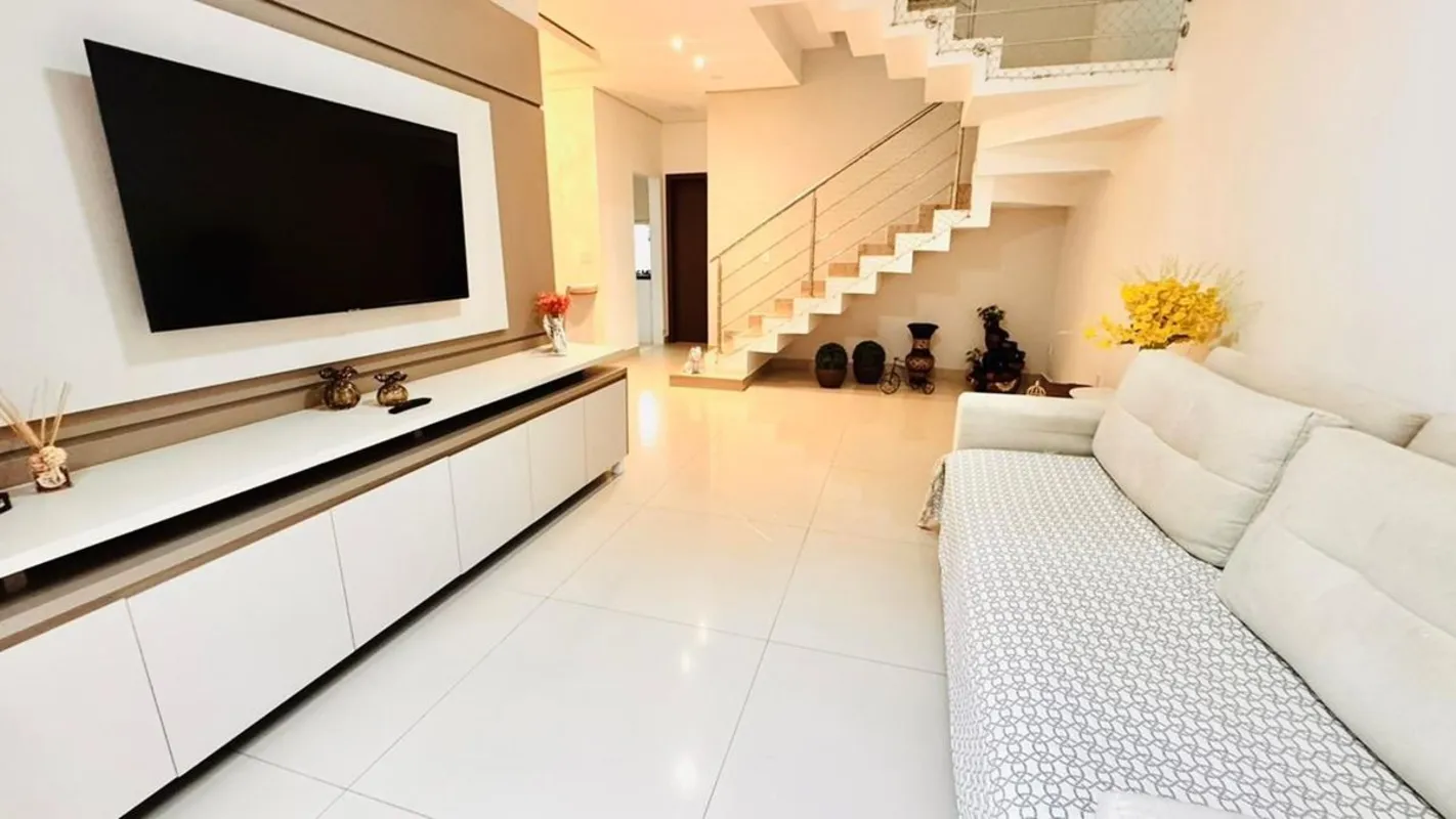 CASA COM HABITE-SE GUARÁ II 5 QUARTOS TERRAÇO AMPLO ACEITA FINANCIAMENTOCasa nas...
