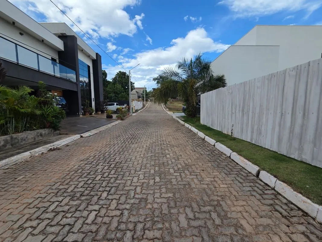 LOTES Á VENDA NO GUARÁ NA REGIÃO DO IAPIExcelente oportunidade para você investi...