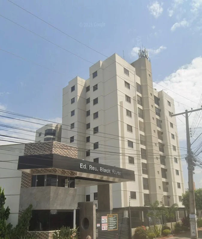 Descubra este charmoso apartamento no Condomínio Residencial Black River, na Rua...