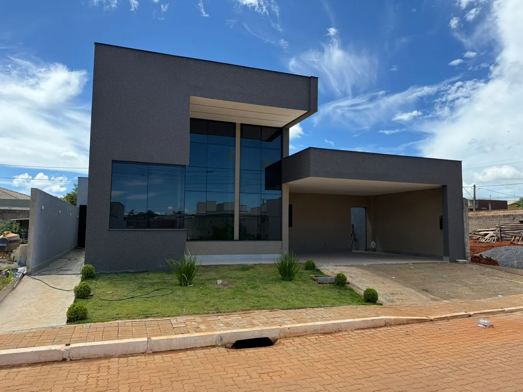 Casa ponte alta norte Rua do Sol (CT do Gama)Condomínio fechadoCasa composta por...