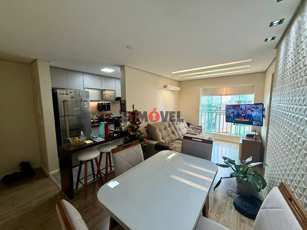 60m², 2 qtos, suíte, vista livre, vaga coberta, a 500m da Estação Samambaia - R$...