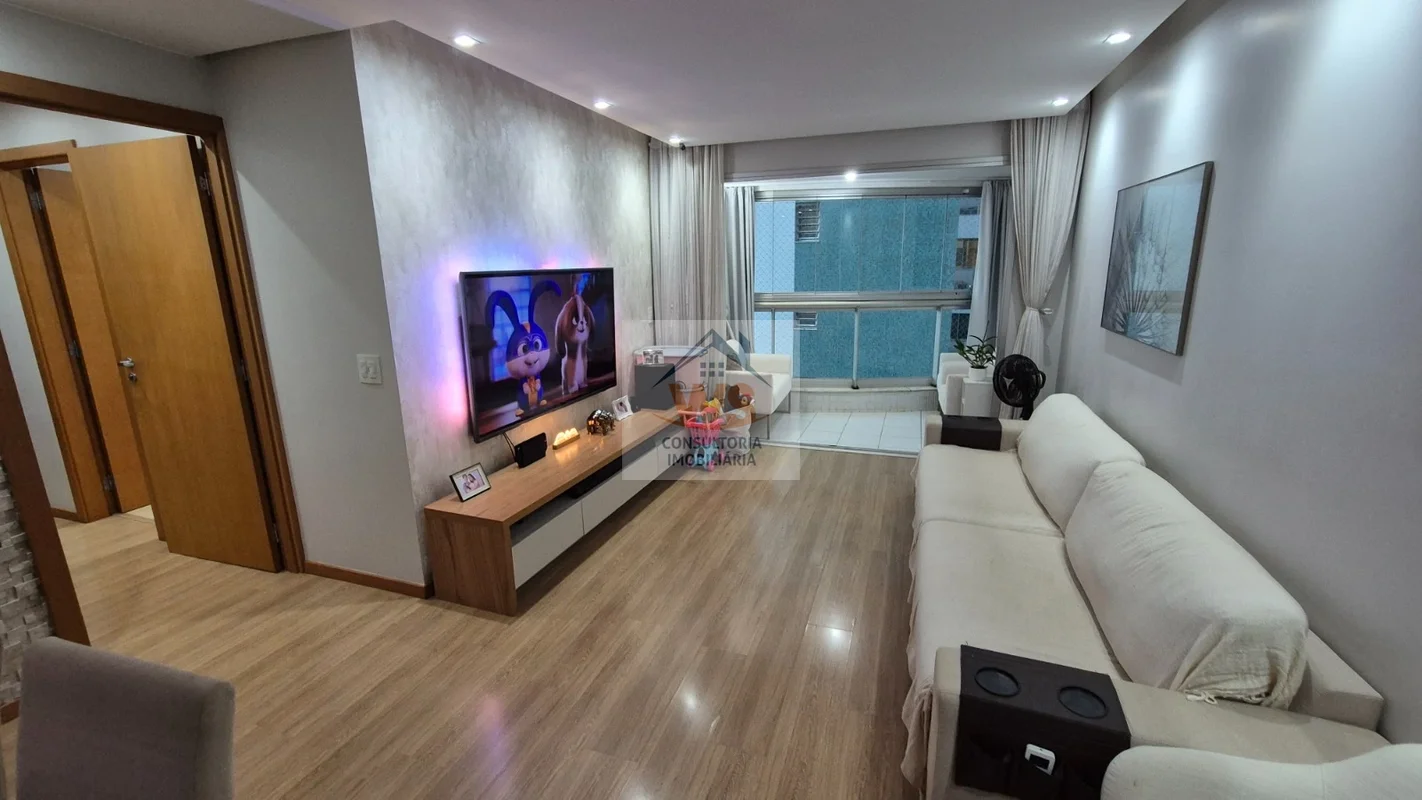- Apartamento 03 quartos - 01 suite com armários planejados- escritório- Cortina...