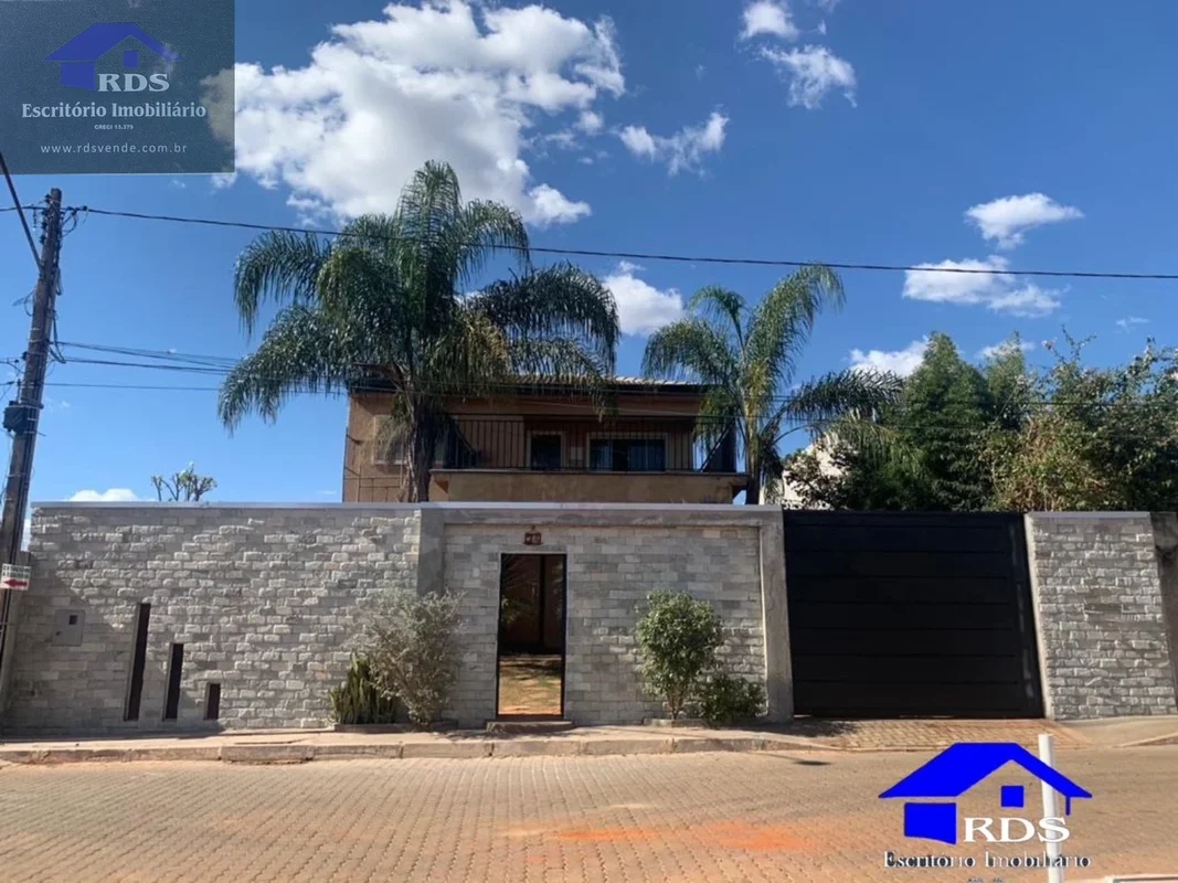 Lindíssima casa com fino acabamento, lote de 800m,O condomínio Solar do Horizont...