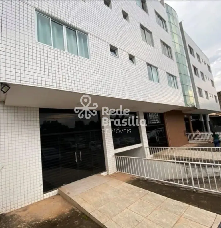 Localizada na melhor avenida do Núcleo Bandeirante, esta loja está cercada por u...