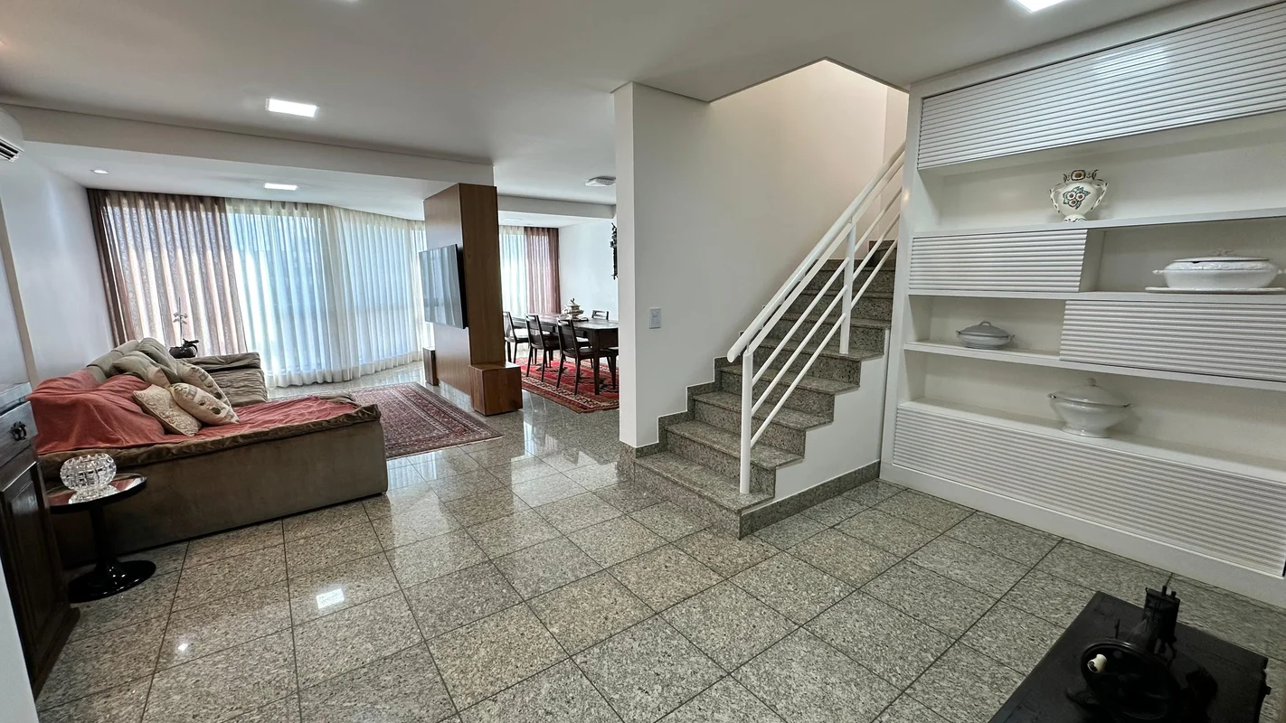 Descubra uma cobertura exclusiva na SQN 314, ASA NORTE, Brasília. Com vista livr...