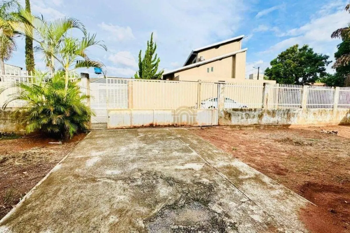LOTE ESCRITURADO JOCKEY VICENTE PIRES 740M² 20X40 ESTRUTURA INICIADA ALTO POTENC...