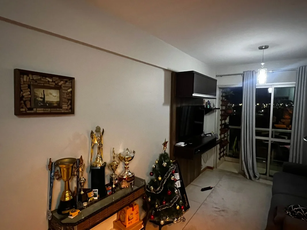 Surpreenda-se com este apartamento de 2 quartos (1 suíte) na QS 5 Rua 310, Campo...