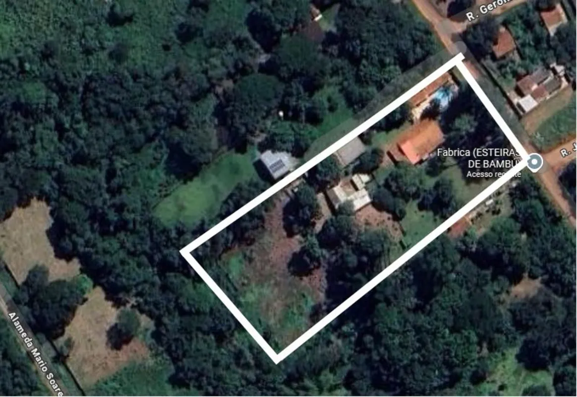 Chácara com 10.000m² Setor Rosa dos VentosPropriedade é toda muradaMuro frontal ...