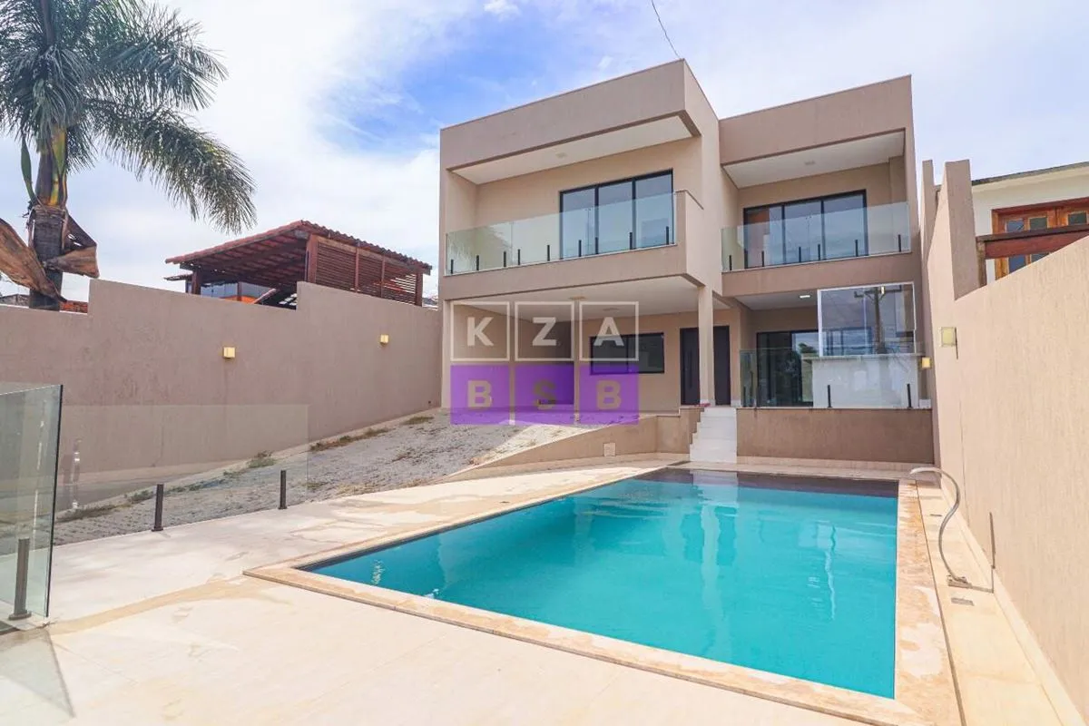 Casa para Aluguel no Condomínio Jardim Botânico 5Casa com 328 m² de área constru...