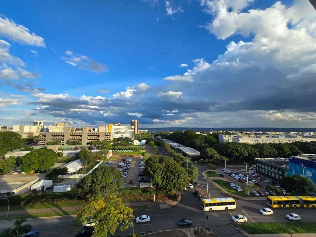 Oportunidade Comercial Exclusiva no Centro de Brasília.Apresentamos um espaço co...