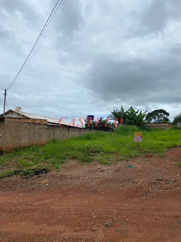 Lote com 360 m²(C) 14/01/26