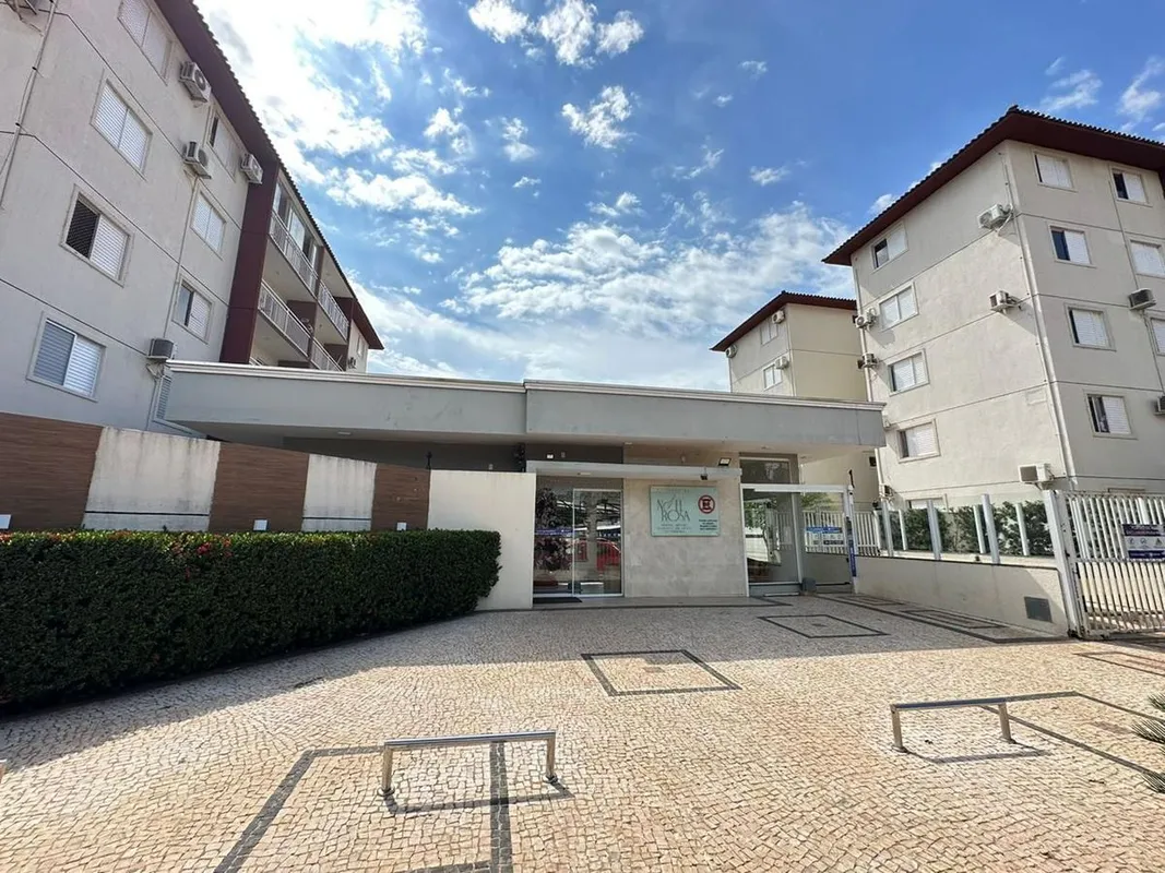 Apartamento à venda no Condomínio Noel Rosa, localizado na 806 Sul, em região es...