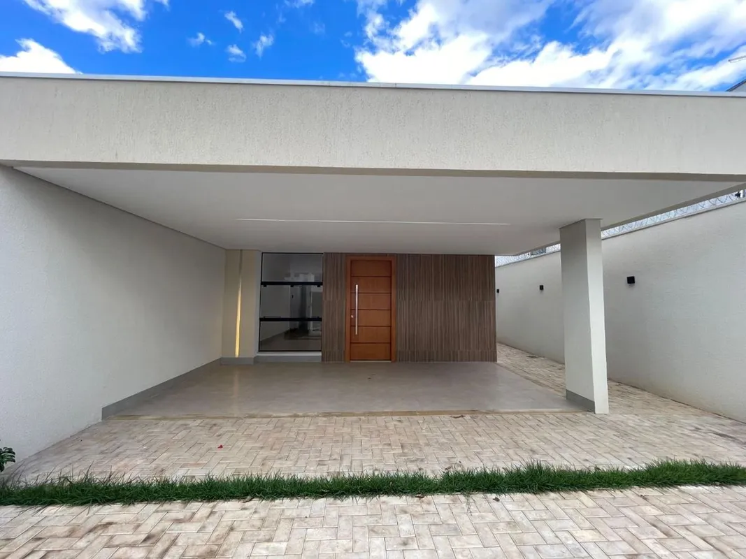 Excelente oportunidade na 509 Sul Casa moderna, funcional e com excelente padrão...