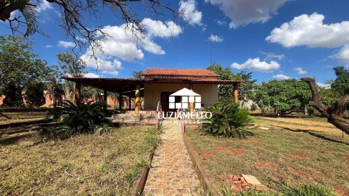 Oportunidade Única!Terreno com 9.000 m² | Três lotes de 3.000 m² cada, vendidos ...