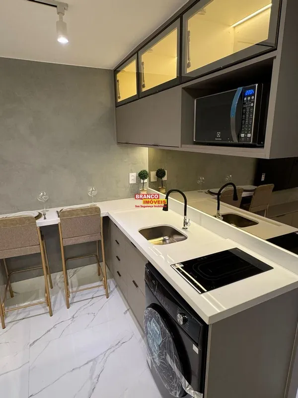 BRANCO IMÓVEIS VENDE - KITNET ALTO PADRÃO NO ED. SAINT TROPEZ - BLOCO HDescrição...