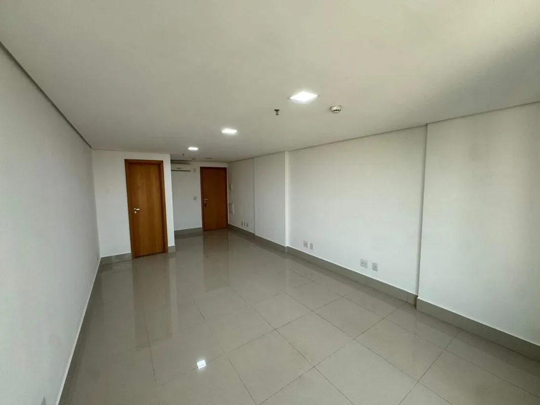 Rua das Figueiras, Vista Shopping - Águas Claras - DFApresentamos uma sala comer...